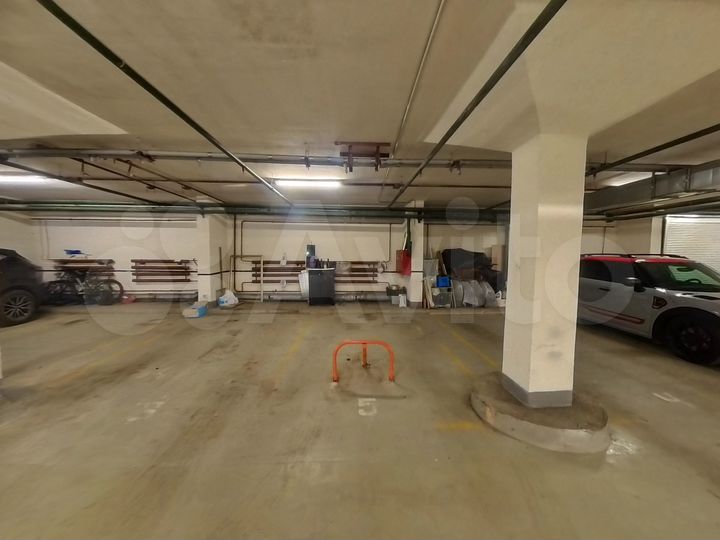 Машиноместо, 11 м²