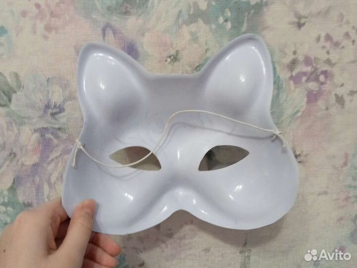 Венецианская маска кошки