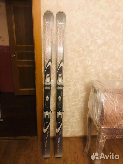 Горные лыжи fischer