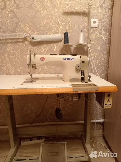 Швейная машинка бу