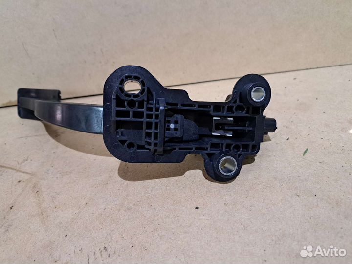 Педаль газа mitsubishi outlander XL