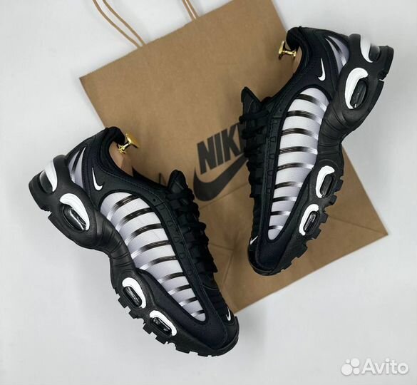 Кроссовки nike air max tailwind 4 black and white