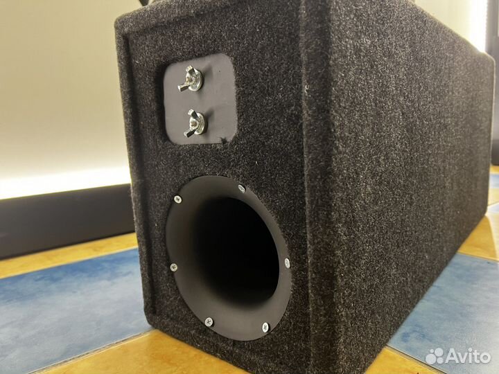 Сабвуфер swat MAS-8 в коробе на трубе