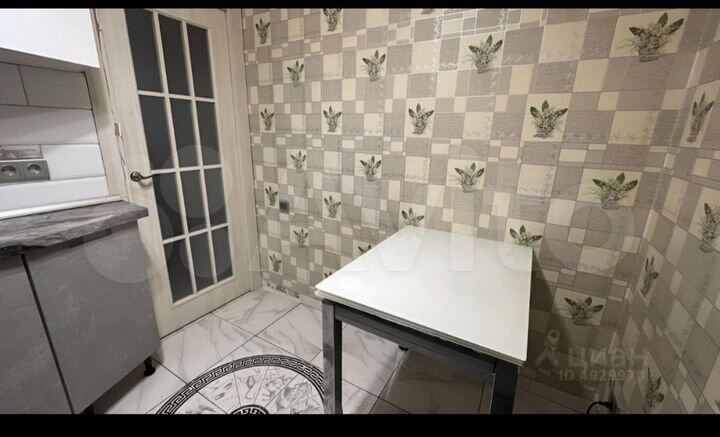 2-к. квартира, 41 м², 1/5 эт.