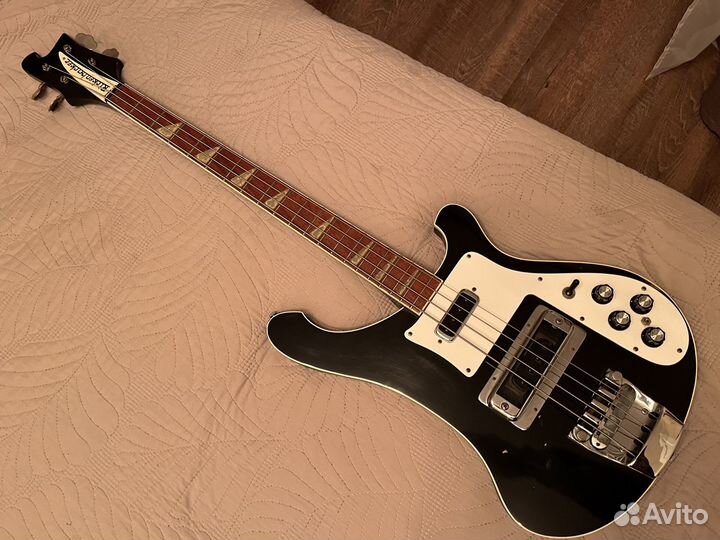 Бас гитара Rickenbacker 4001