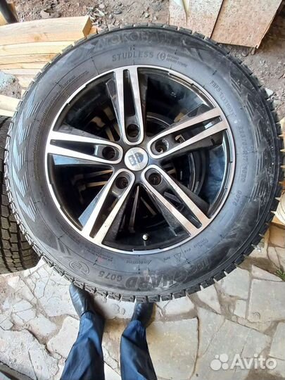Yokohama Ice Guard SUV G075 235/65 R17