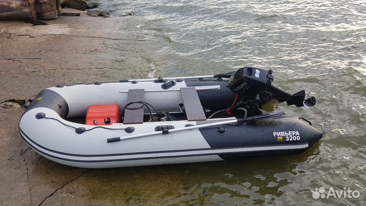 Лодка Ривьера 3200 ск