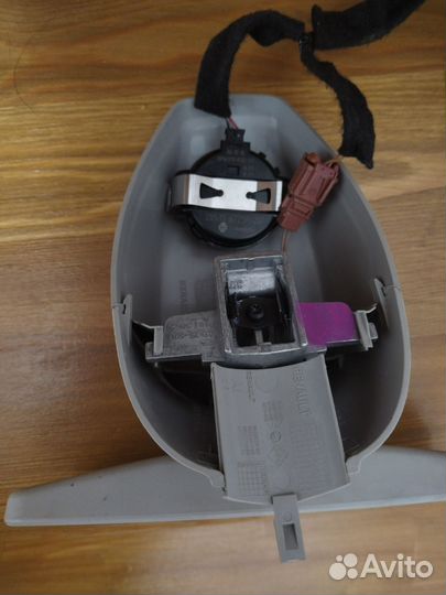 Зеркало автомобильное-салонное