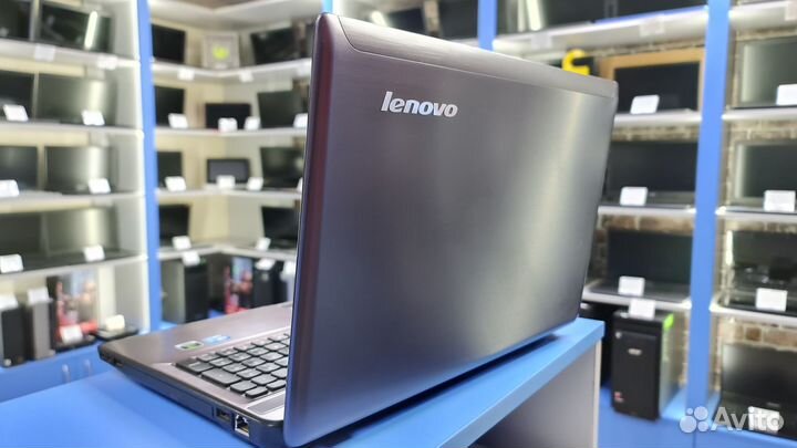 Ноутбук Lenovo i3-2350m 10gb NVidia GT 520m