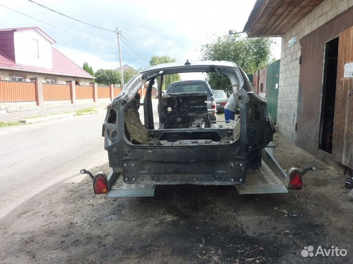 BMW X6 E71 крыша задняя часть кузова крыло