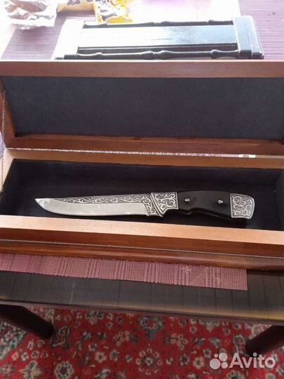 Нож в футляреф