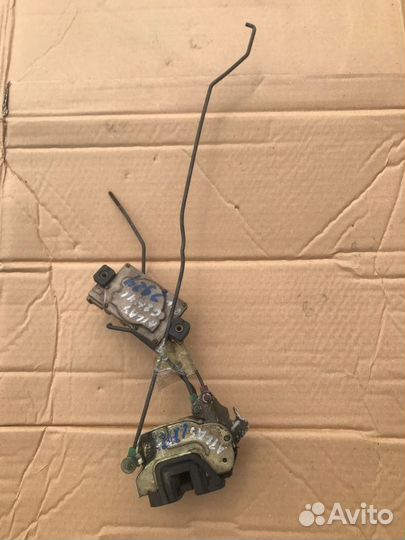 Замок двери левый Nissan Atlas G2H41 FD42 1994