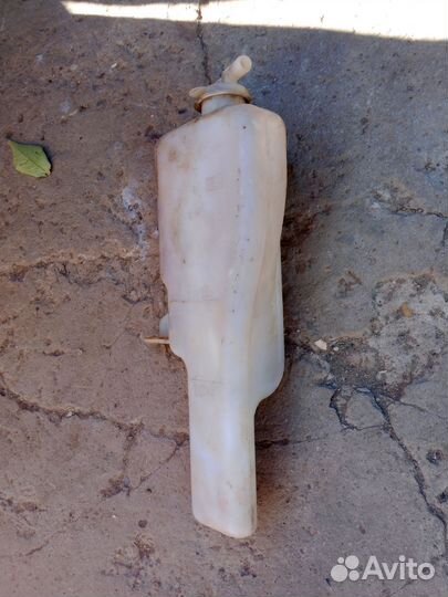 Расширительный бачок Mitsubishi Carisma 4G92