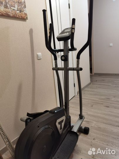 Эллиптический тренажер torneo