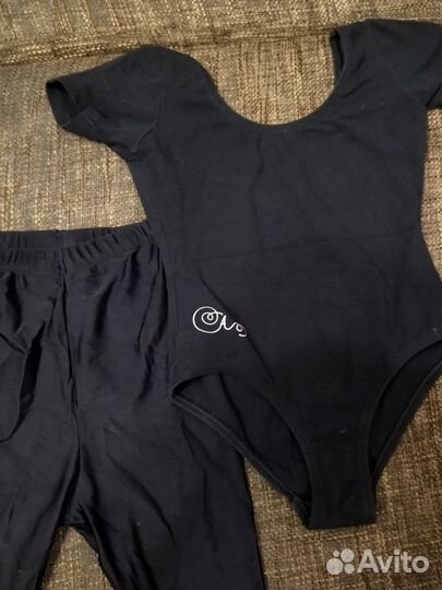 Купальник гимнастический и леггинсы