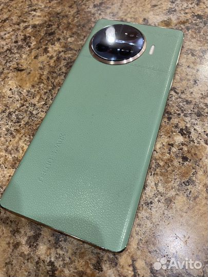 TECNO Spark 20 Pro+, 8/256 ГБ