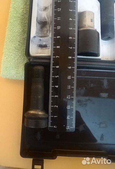 Оригинальные секретки для колес Mercedes-Benz