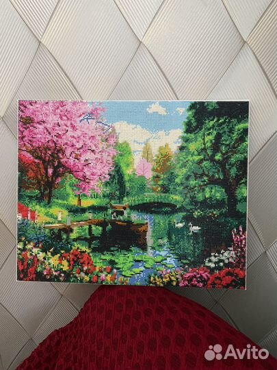 Алмазная картина собранная