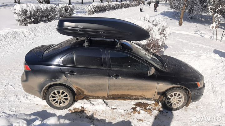 Автобокс Magnum карбон, Чёрный карбон, 580 литров