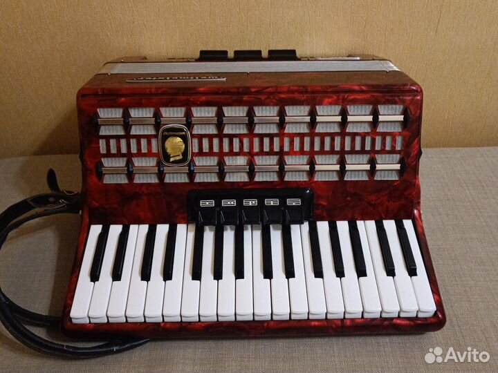 Аккордеон Weltmeister serino 3/4 Германия