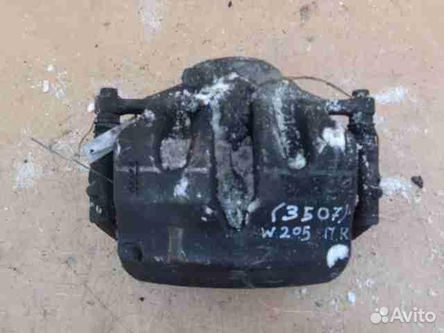 Суппорт передний правый Mercedes-Benz C-Class