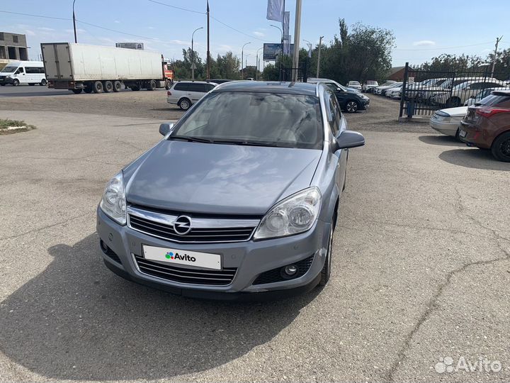 Opel Astra 1.8 AT, 2011, 105 368 км