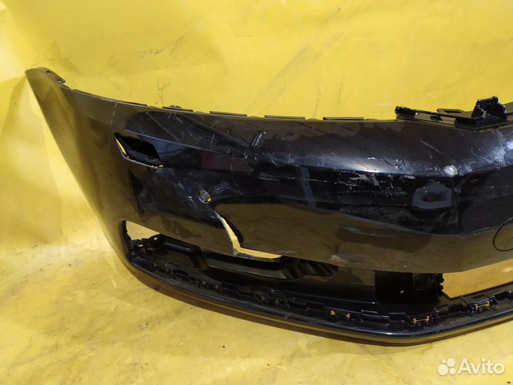Бампер передний VW Passat B7 Фольксваген пассат
