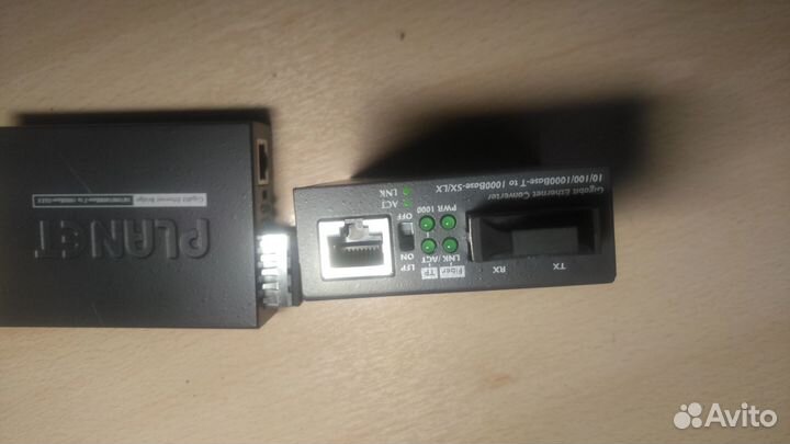 Медиаконвертер Planet GT-805A