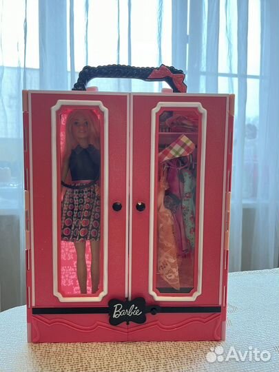 Гардероб для Барби с куклой, оригинал