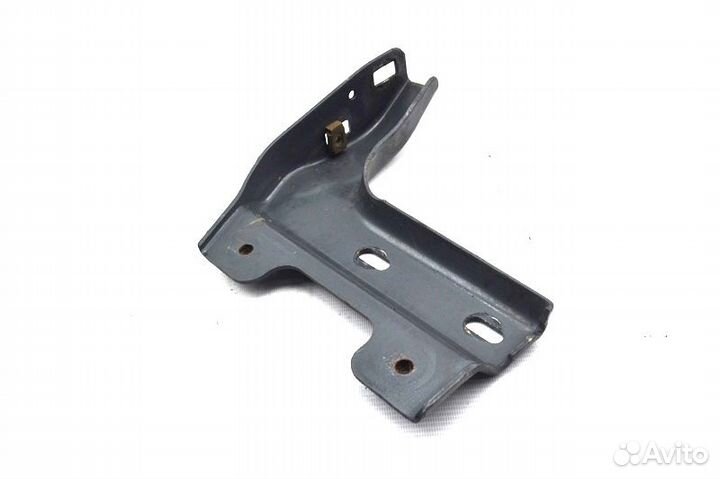 Кронштейн подножки, правый mercedes-benz Actros MP