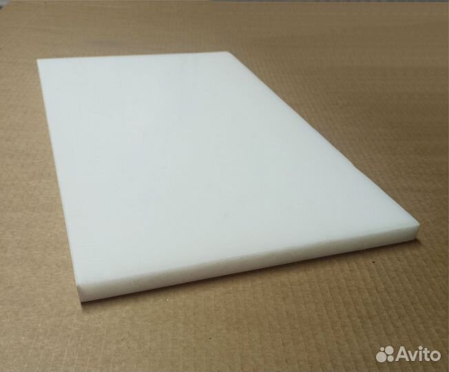 Разделочная доска из полипропилена белая 500х300