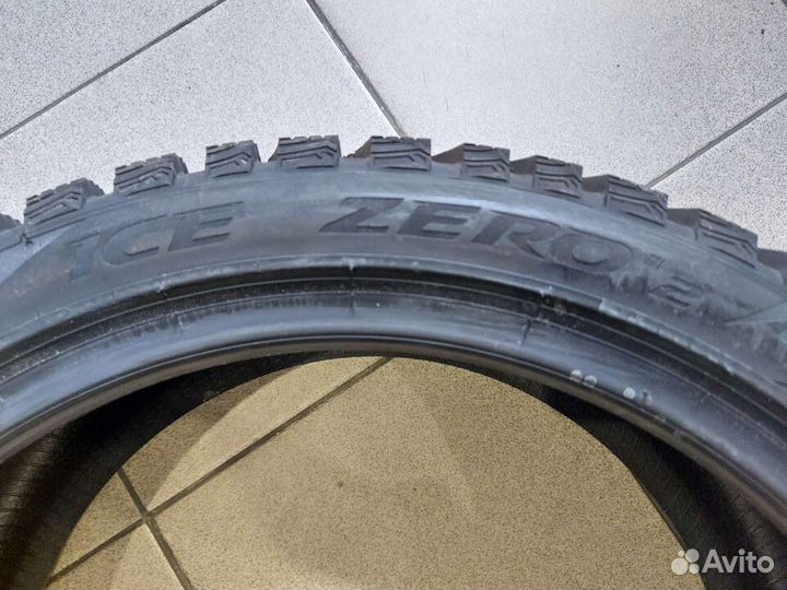 Pirelli Ice Zero 2 225/40 R18 92H