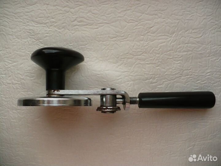 Закаточная машинка для банок СССР