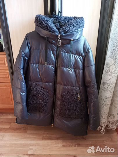 Пуховик зимний женский