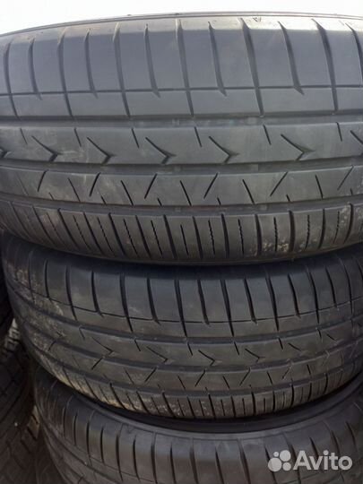 Bridgestone B250 195/65 R15