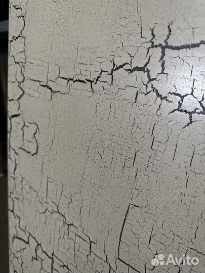 Стол из натурального дерева