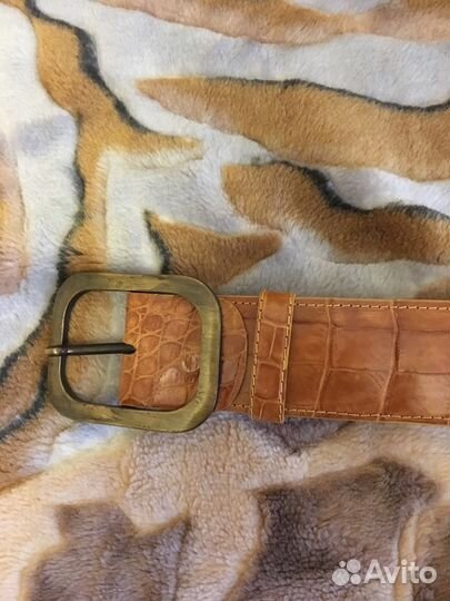Новый пояс из крокодила женский