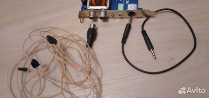 Тв-тюнер Behold 609 tv fm бу рабочий