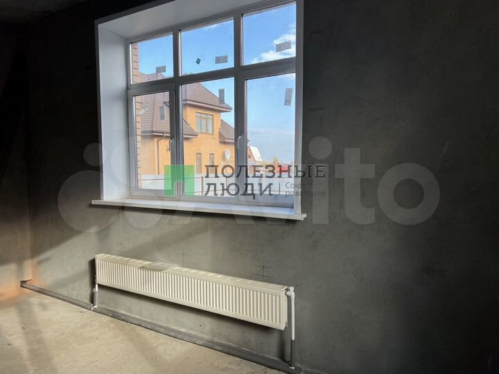 Коттедж 280 м² на участке 11 сот.