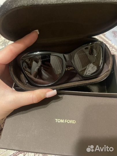 Солнцезащитные очки tom ford женские оригинал