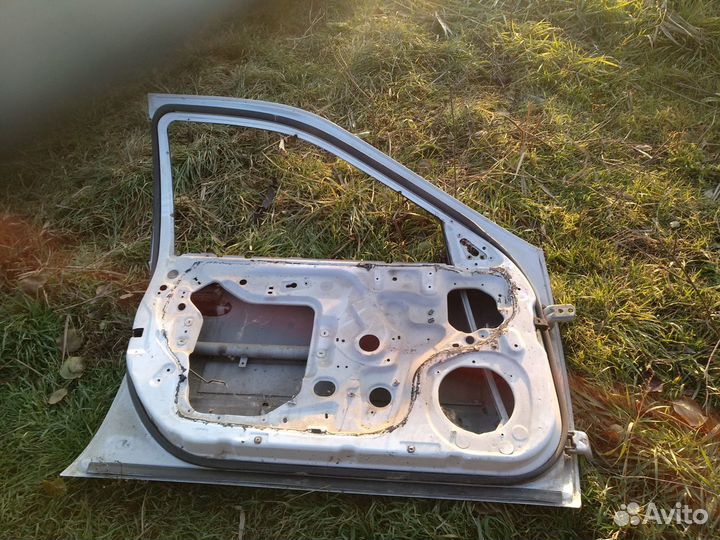 Дверь передняя левая Nissan Cefiro 2 (A32) 94-98