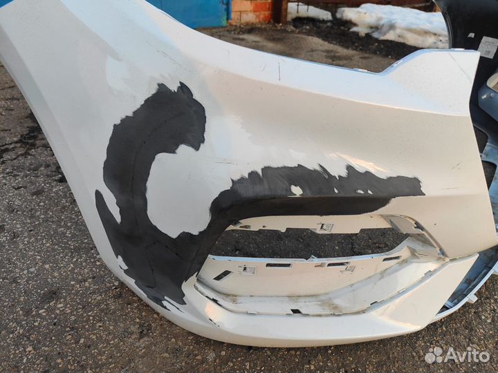 Передний бампер omoda s5 оригинал