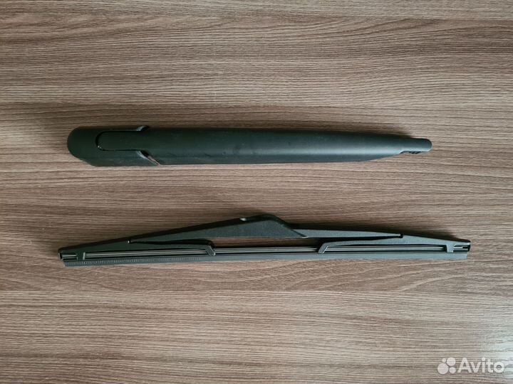 Задний дворник в сборе Опель Астра Н хэтчбек 5 дв