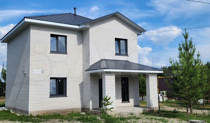 Дом 111 м² на участке 5 сот.