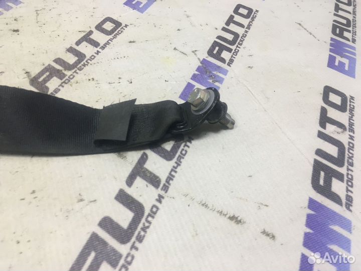 Ремень безопасности задний правый Лада Гранта