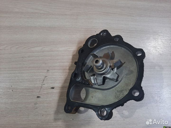 Помпа 2tzfe Toyota Previa