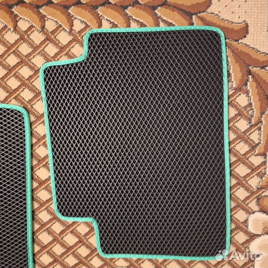 Автомобильные коврики eva