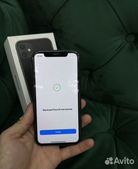 iPhone 11, 64 ГБ