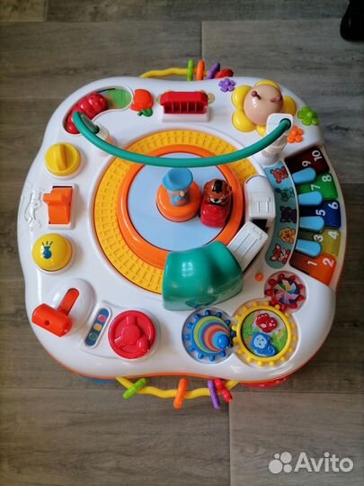 Развивающий столик жирафики на доставке