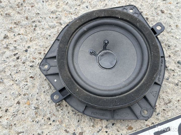 Динамик задней двери Solaris